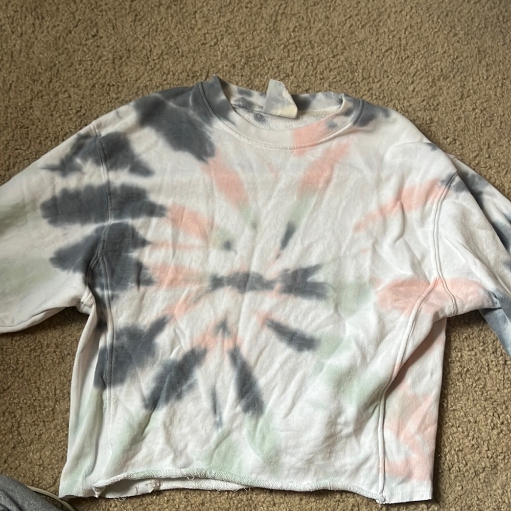 X-small women’s cropped long sleeve